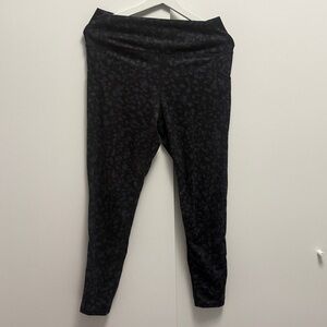 GAP Black Subtle Leopard Print Leggings